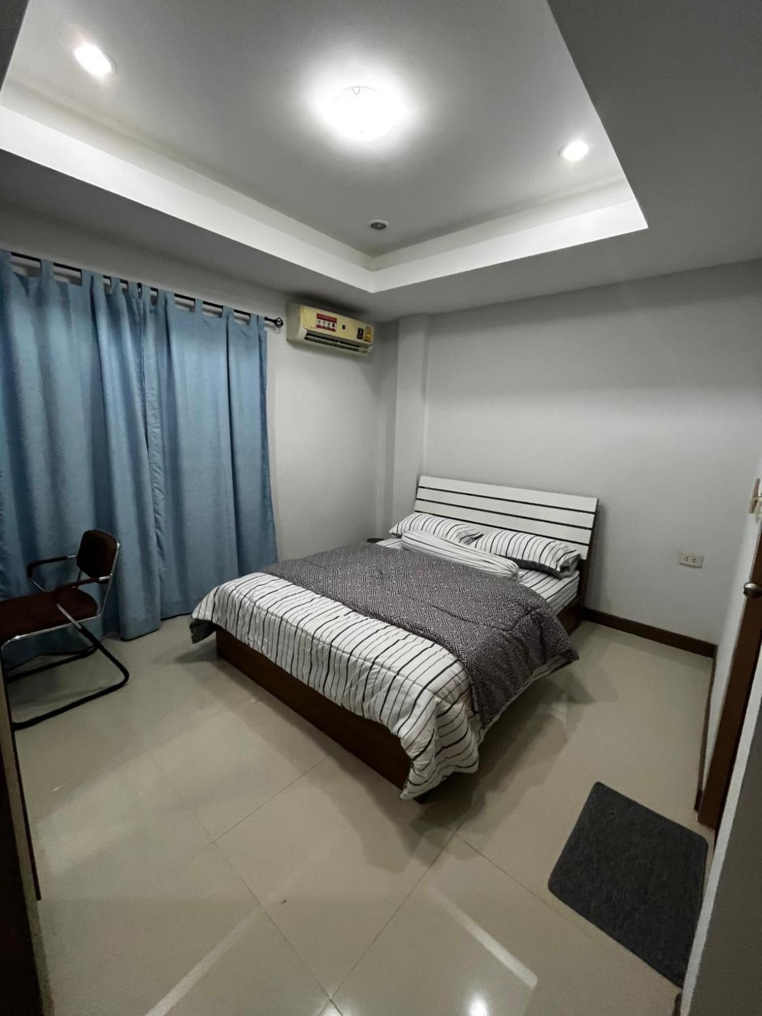 The European House Pattaya Bed & Breakfast Екстериор снимка