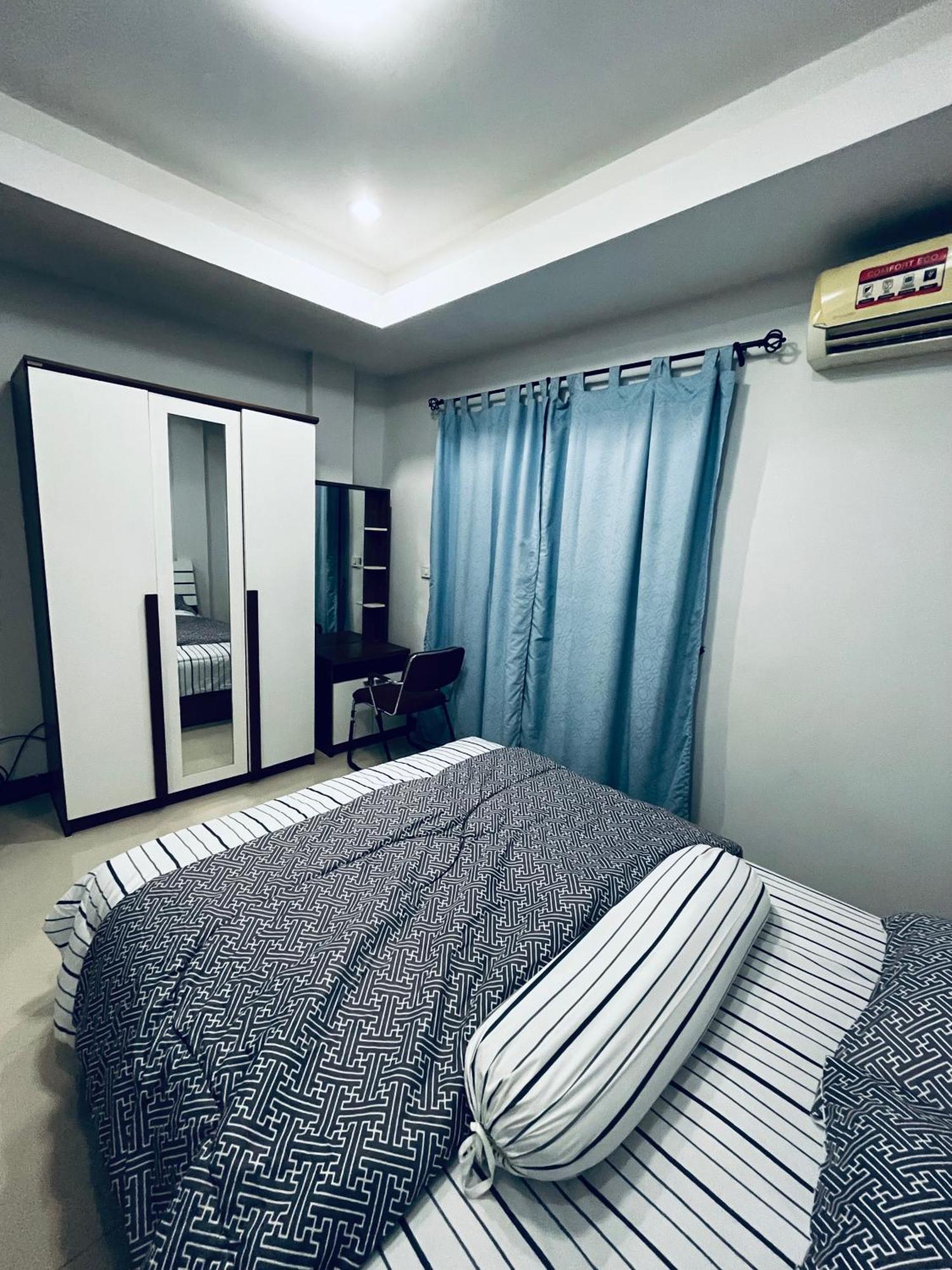The European House Pattaya Bed & Breakfast Екстериор снимка