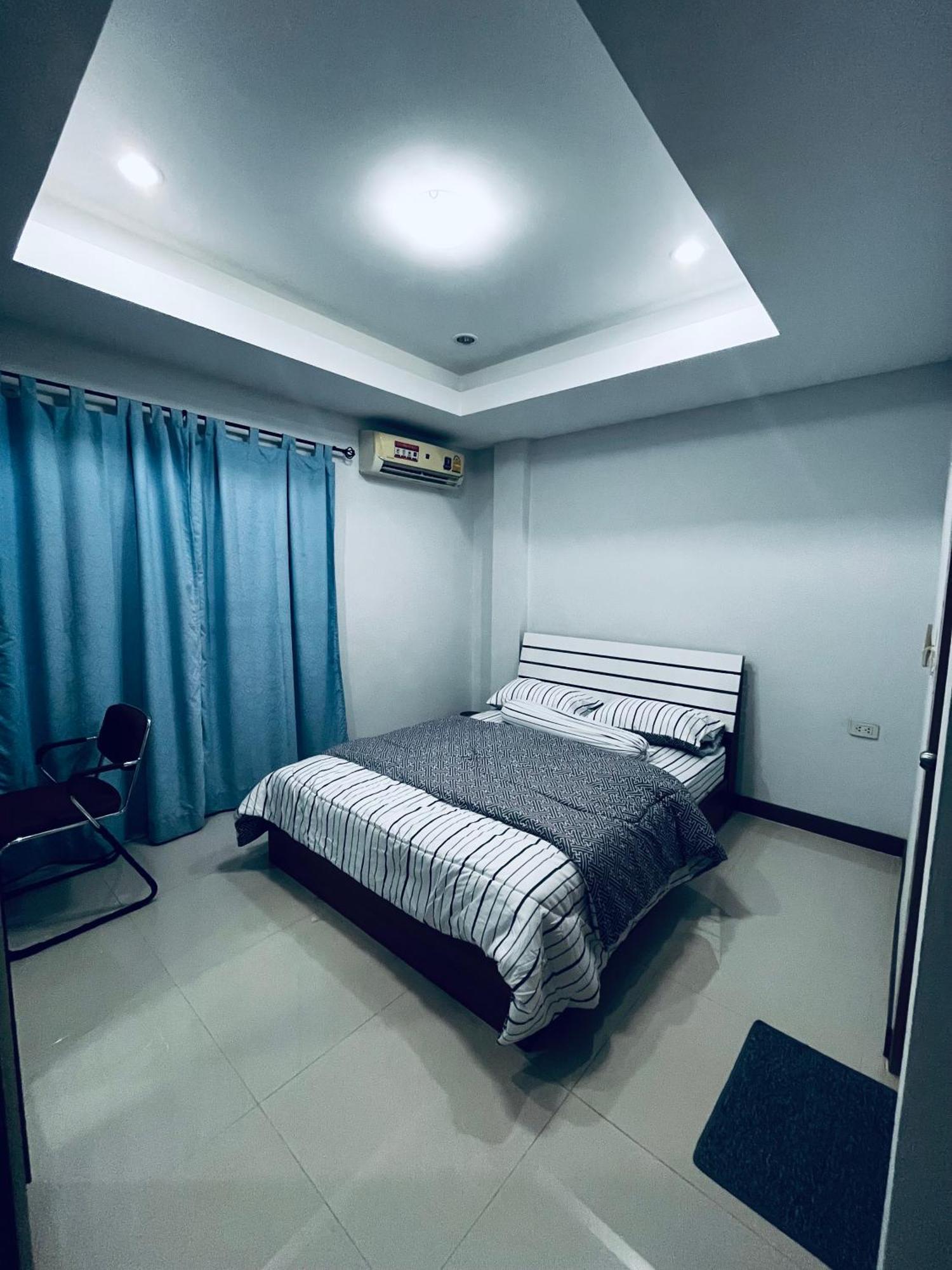 The European House Pattaya Bed & Breakfast Екстериор снимка
